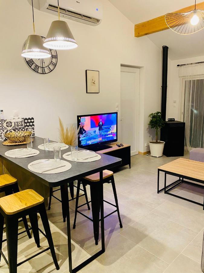 Loft24 Fibre Tout Compris Ussat Exteriér fotografie