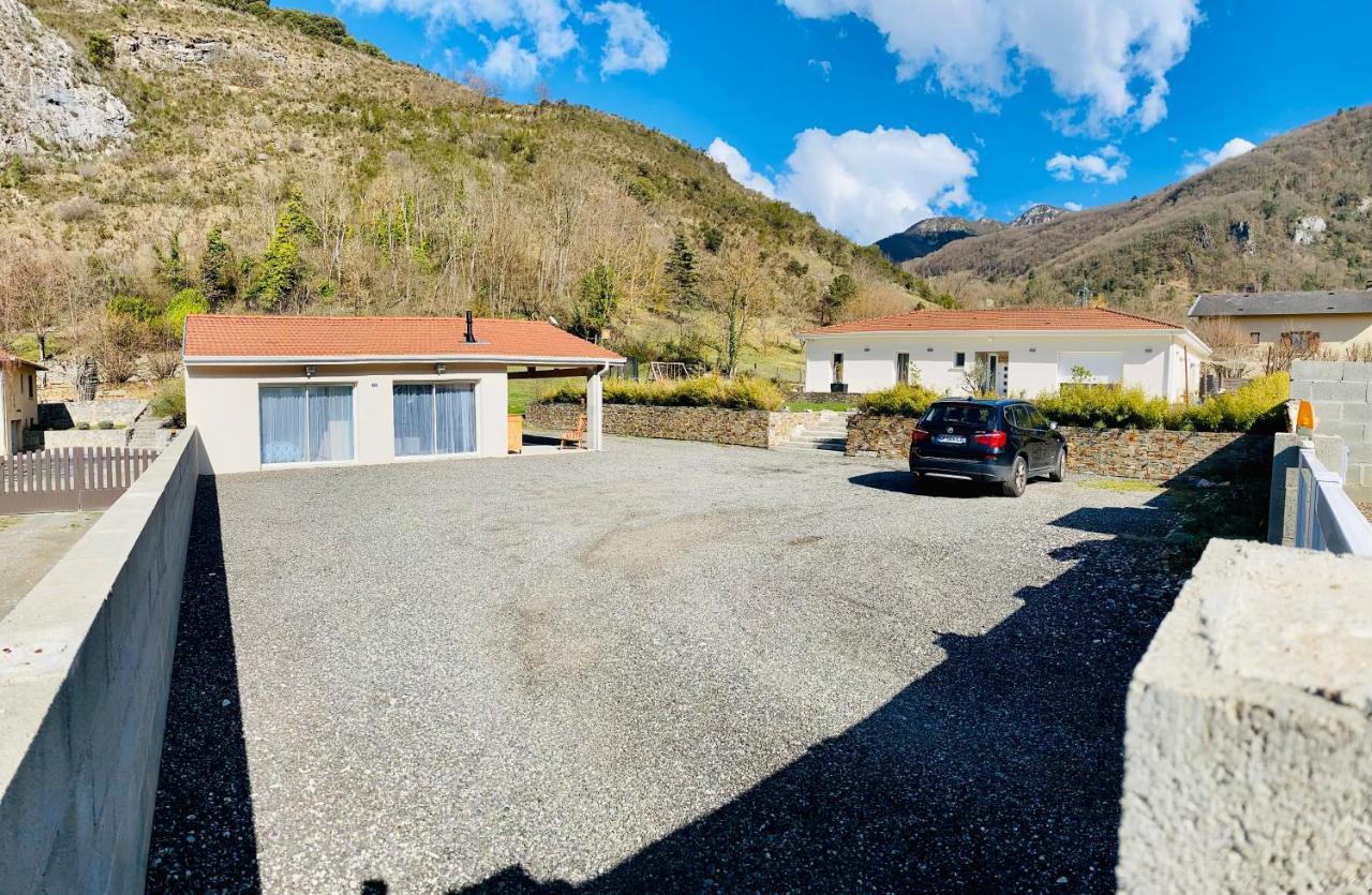 Loft24 Fibre Tout Compris Ussat Exteriér fotografie